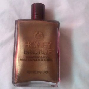 Honey bronze “The Body Shop”